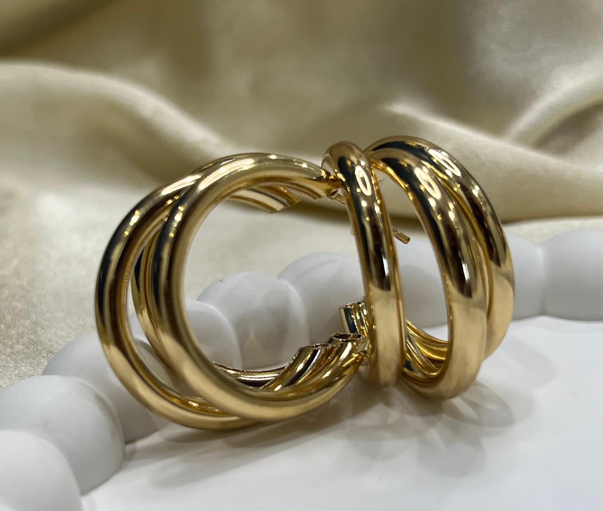 Hoops