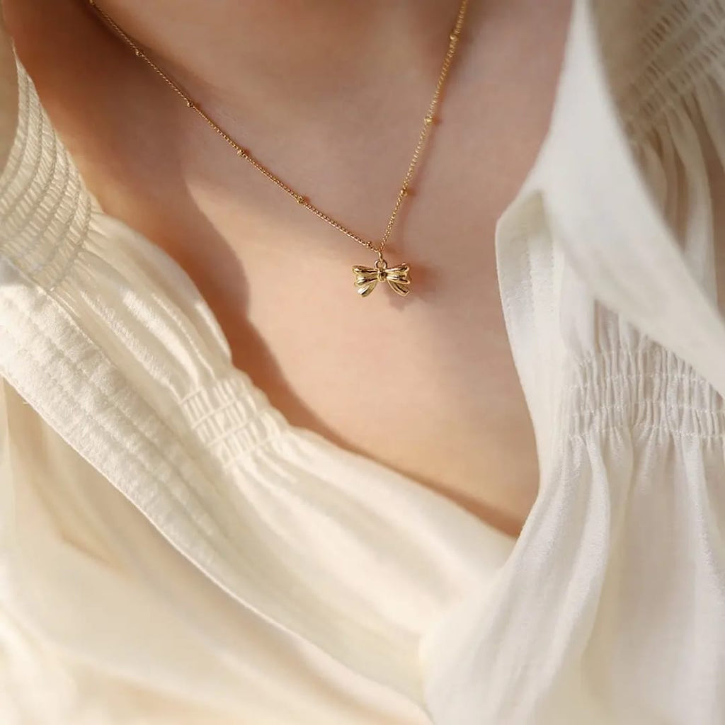Bow Pendant