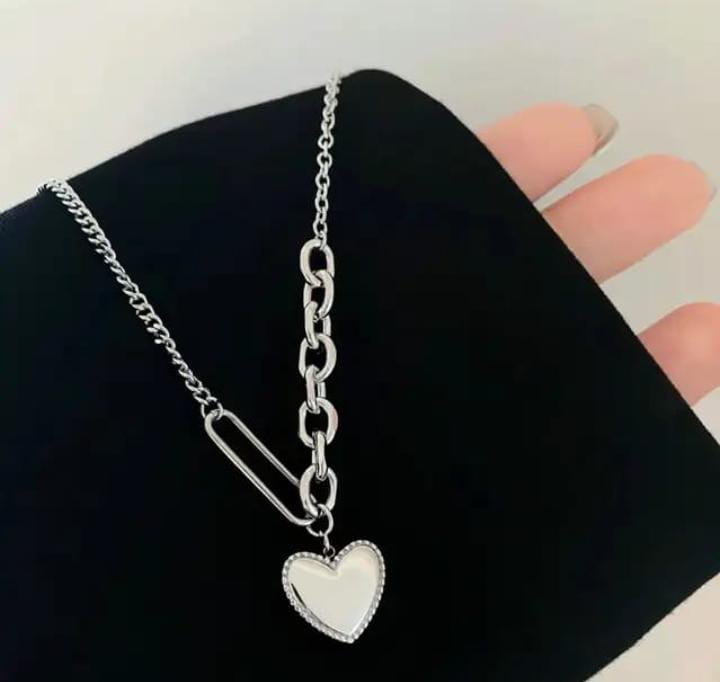 Korean Heart Pendant