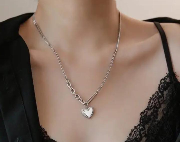 Korean Heart Pendant
