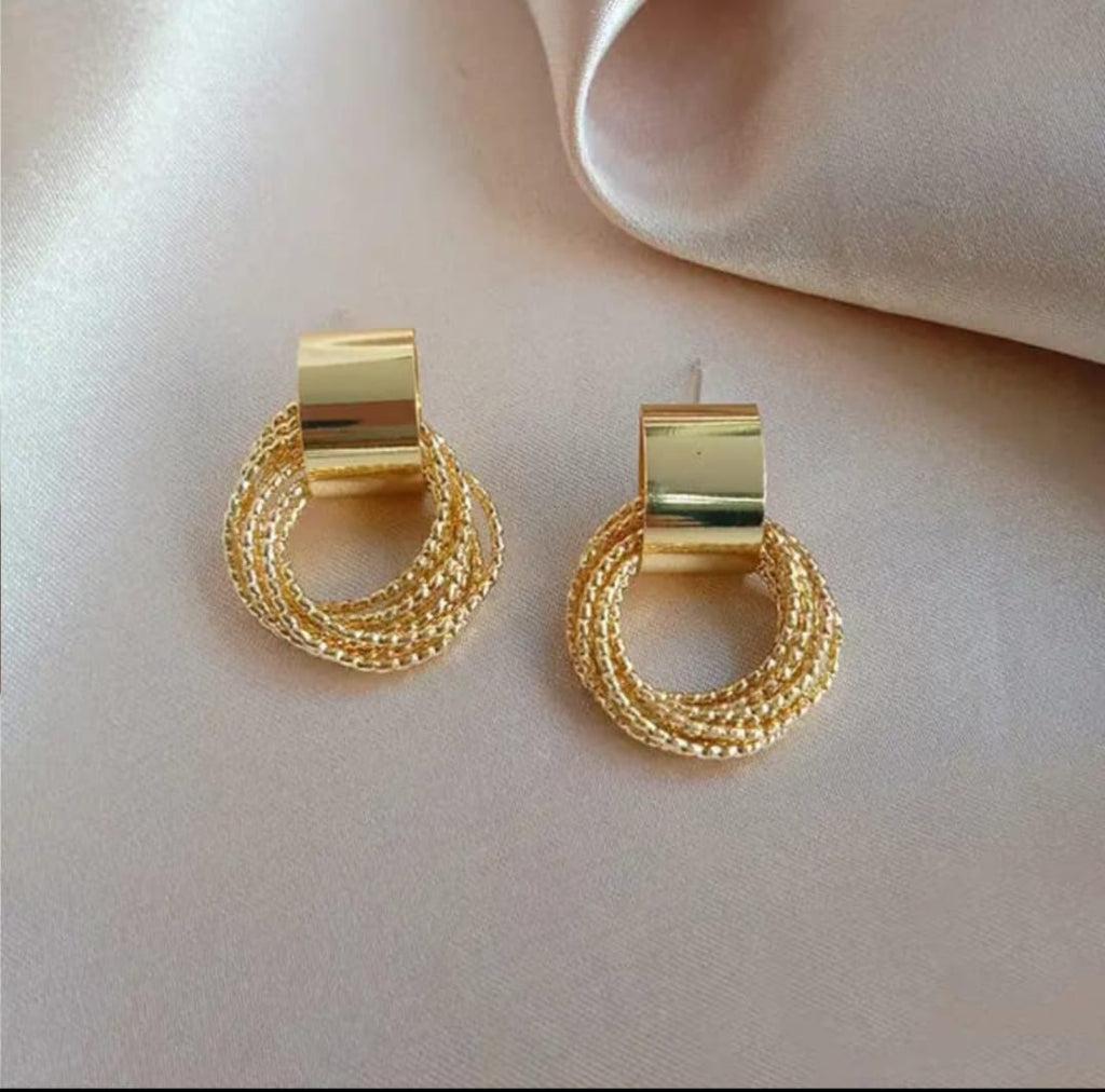 Luna layered Circle Drop Earrings