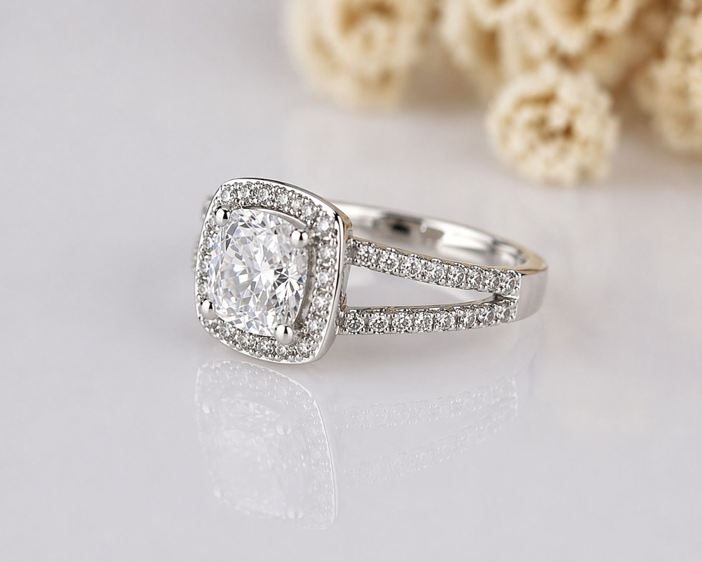 Celesto Halo Sparkle Ring